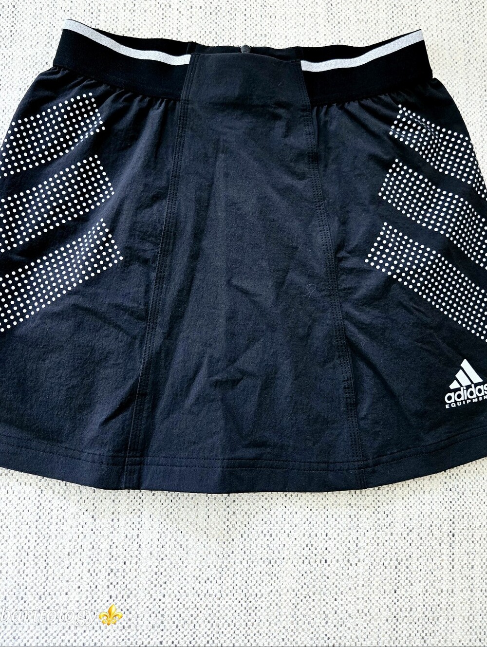 NWT ASIDAS EQUIPMENT Black Skirt with Reflective Dot Accents Size:S